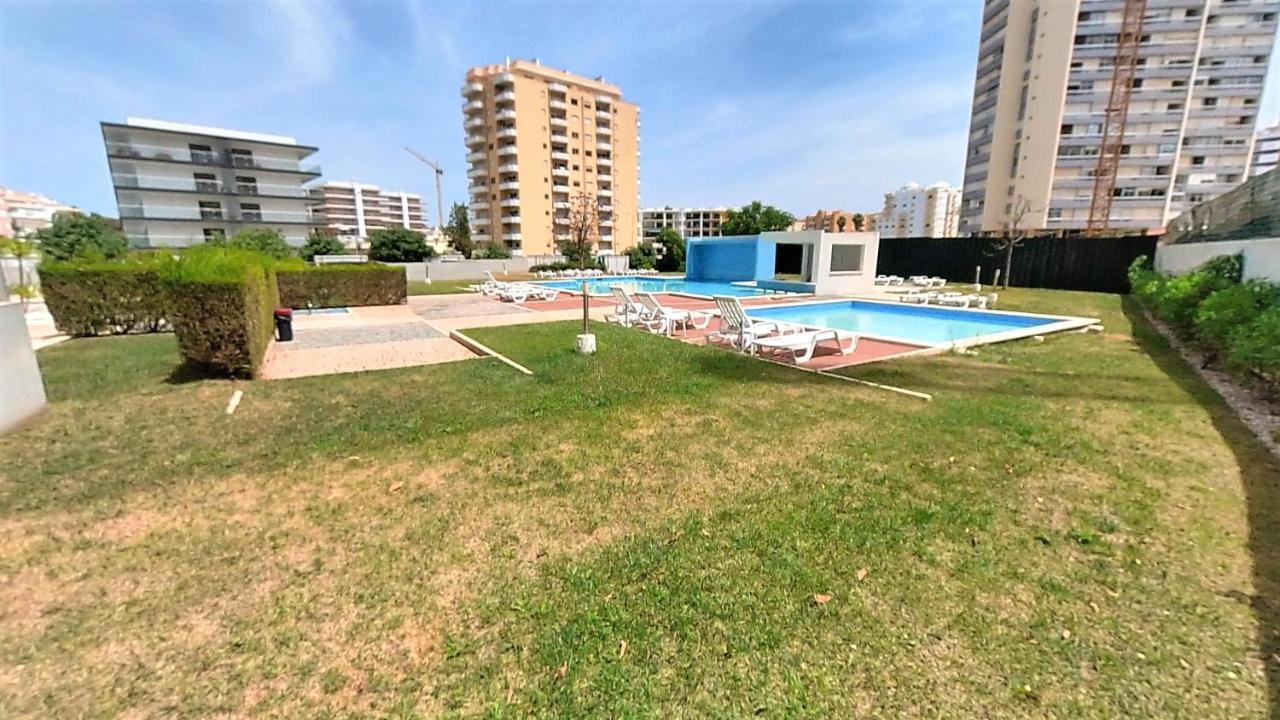 Apartamentos Turisticos Rocha Tower 12C Portimao Exterior photo