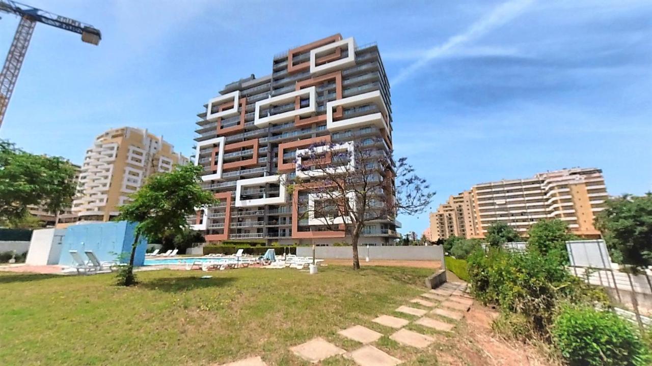 Apartamentos Turisticos Rocha Tower 12C Portimao Exterior photo